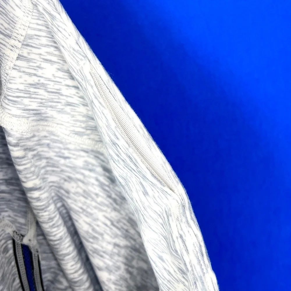 🚫SOLD! 🏋🏻‍♀️•NWOT |•SAVAGE BARBELL•| 🏋🏻‍♀️ Heathered Capri Leggings - Picture 7 of 11